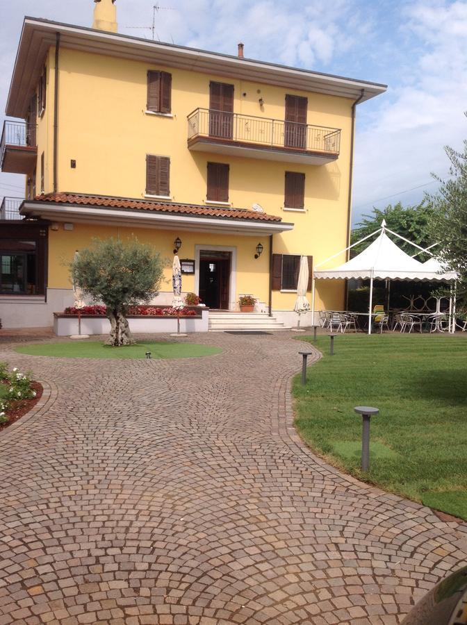 Hotel Panineria Colombera Rossa Brescia Extérieur photo